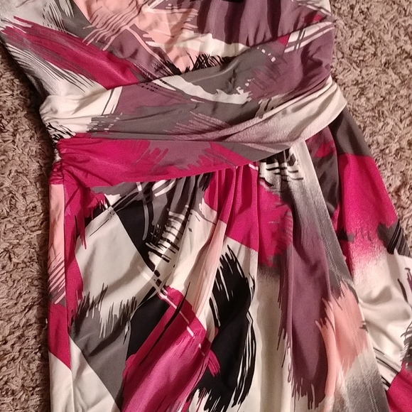 BCBG PARIS Size 6 One Shoulder Patterned Dress - Picture 4 of 5